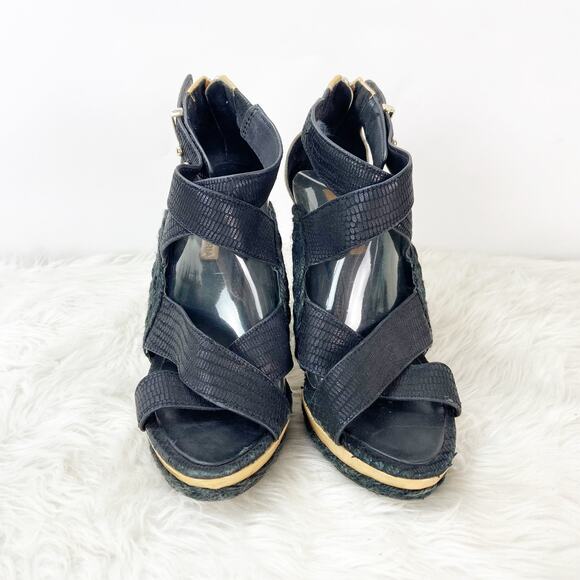 2/$30 2/$30 BCBGMaxazria 8 B Womens Black Leather Weave Cross Stack High Heels - Picture 6 of 13